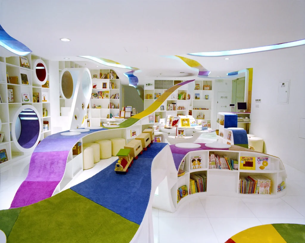 ?nterior of Kid’s Republ?c © Minoru Iwasaki