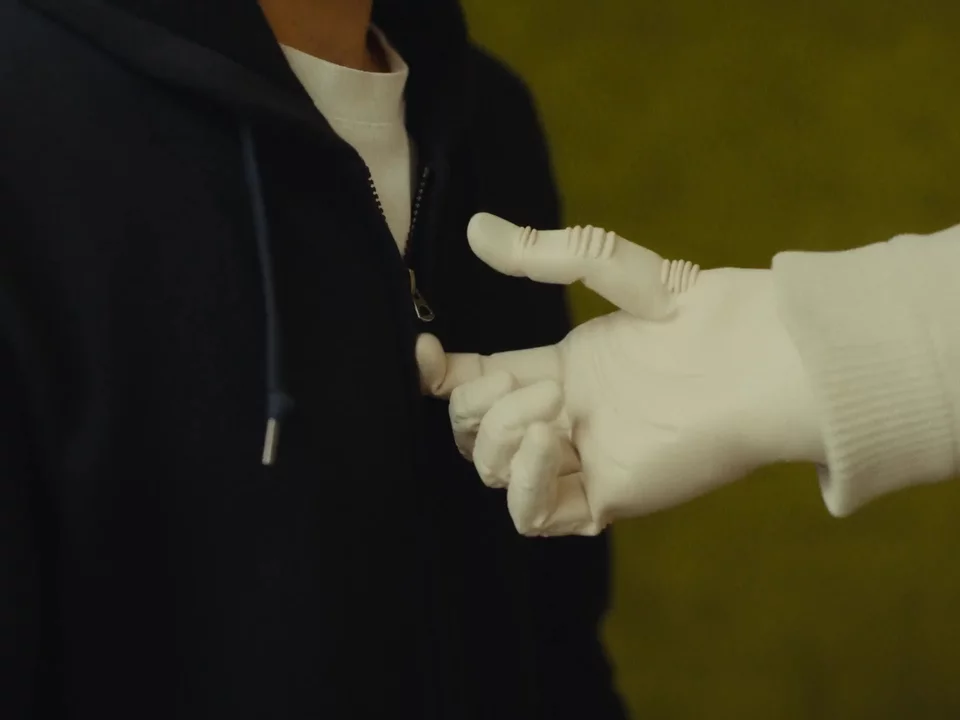 1X's NEO Hands