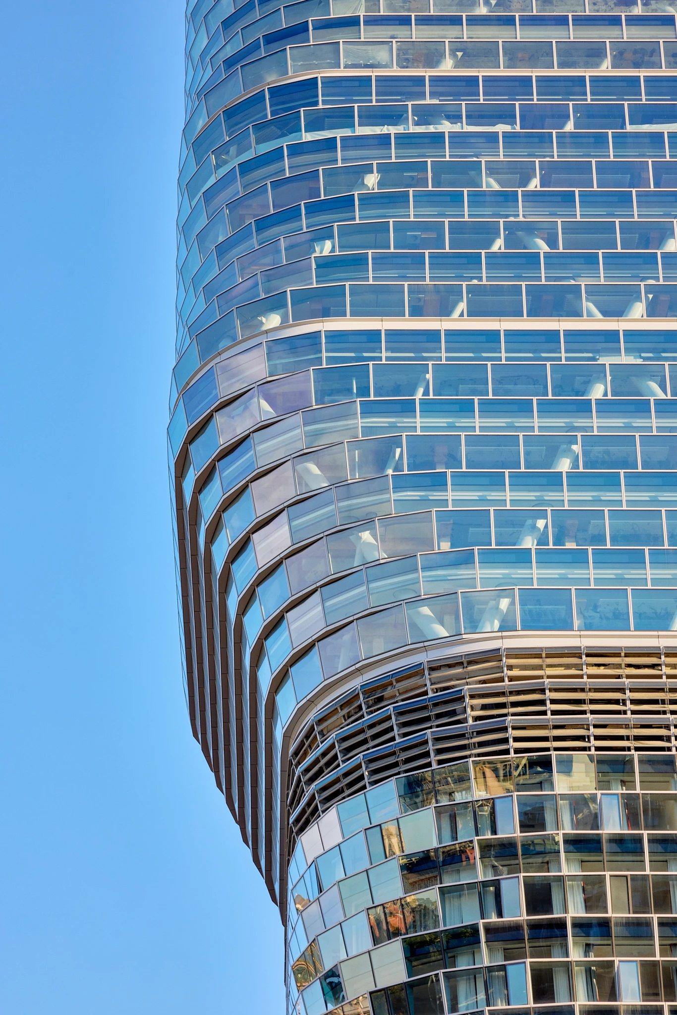 World’s Tallest Hybrid Timber Tower by SHoP and BVN Reaches Full Height in Sydney