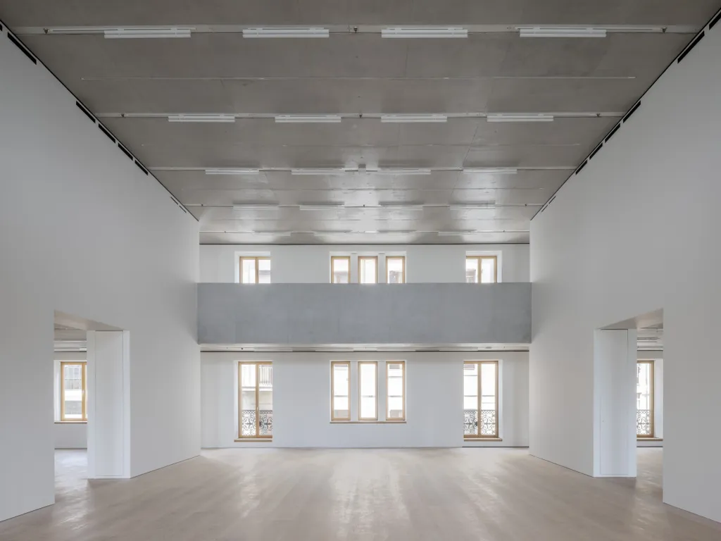 David Chipperfield Architects Reopen the Historic Pereda Building as Faro Santander
