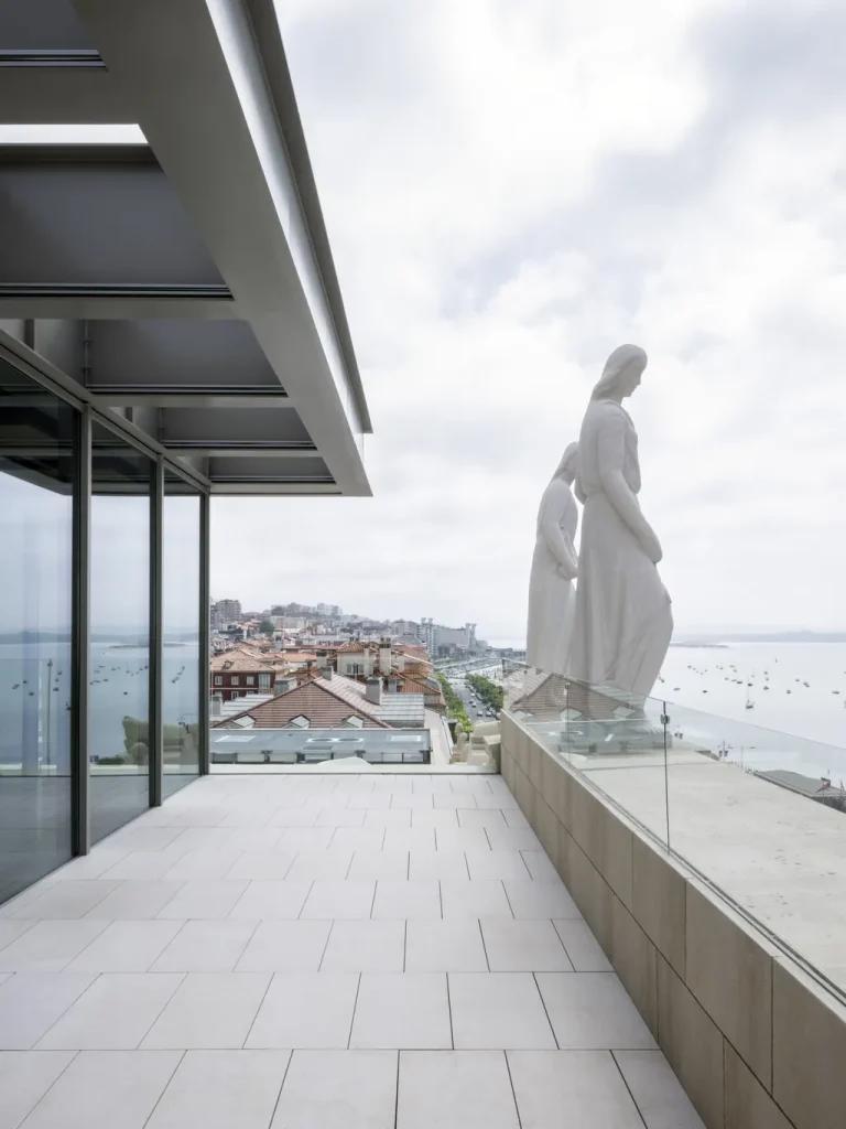 David Chipperfield Architects Reopen the Historic Pereda Building as Faro Santander