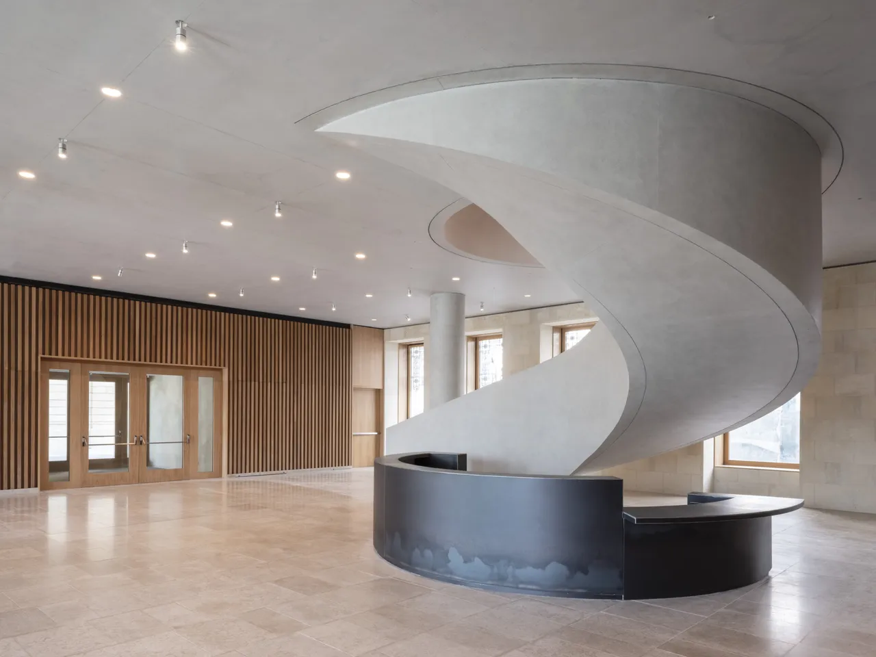 David Chipperfield Architects Reopen the Historic Pereda Building as Faro Santander