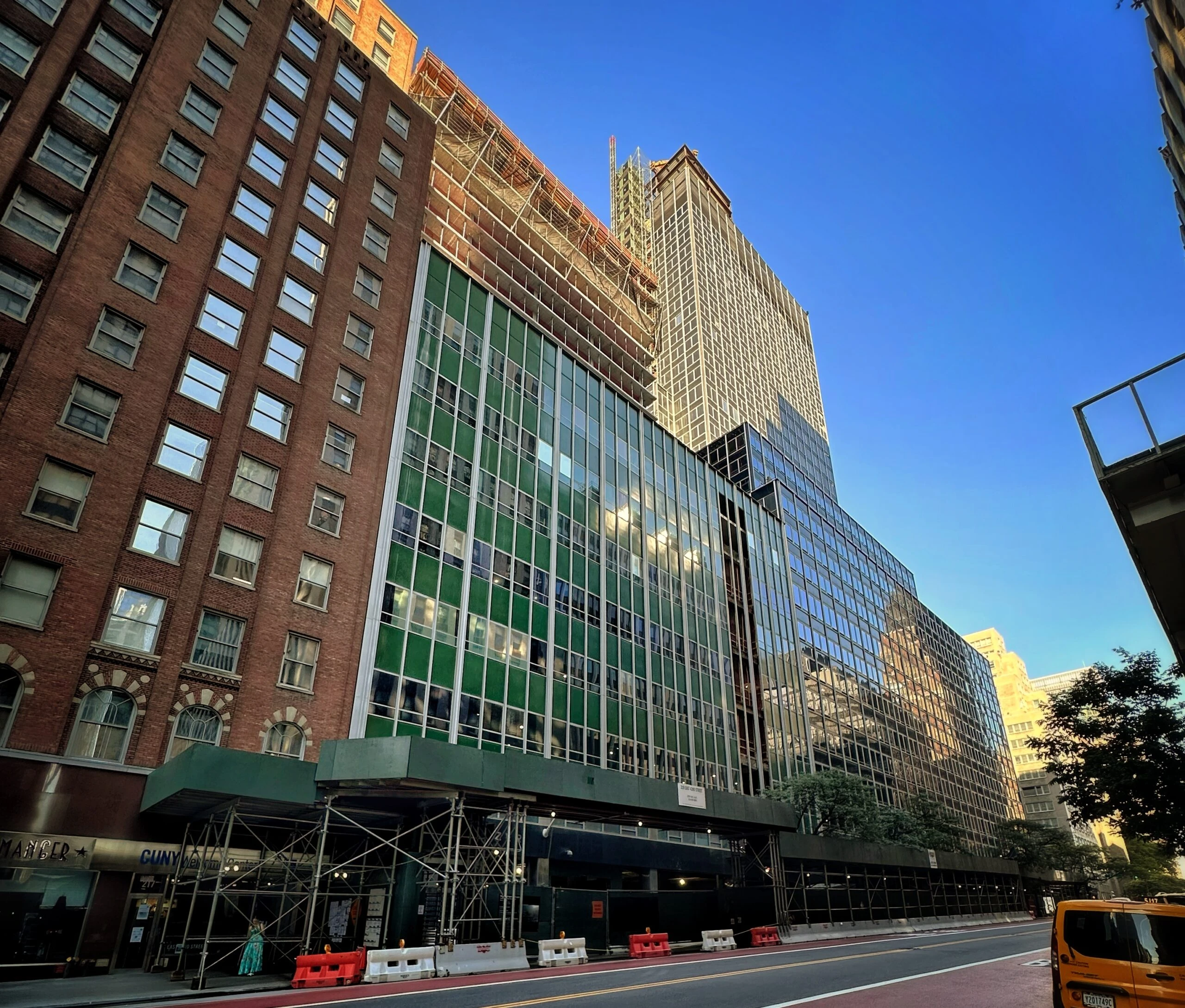 Former Pfizer Headquarters Faces Collapse Risk
