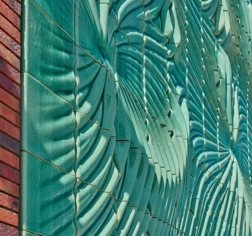3D-Printed Ceramic Tiles Shape Studio RAP’s New ‘Powerwall’ in the Netherlands 3D-Printed Ceramic Tiles Shape Studio RAP’s New ‘Powerwall’ in the Netherlands
